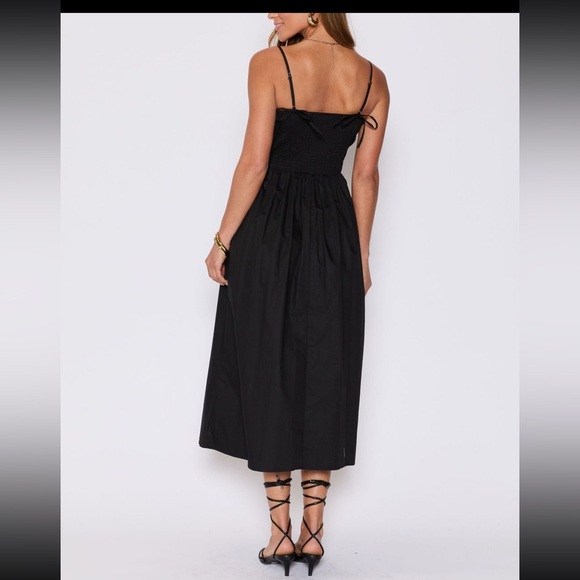 Vici - Black Maxi Dress - Picture 6 of 7